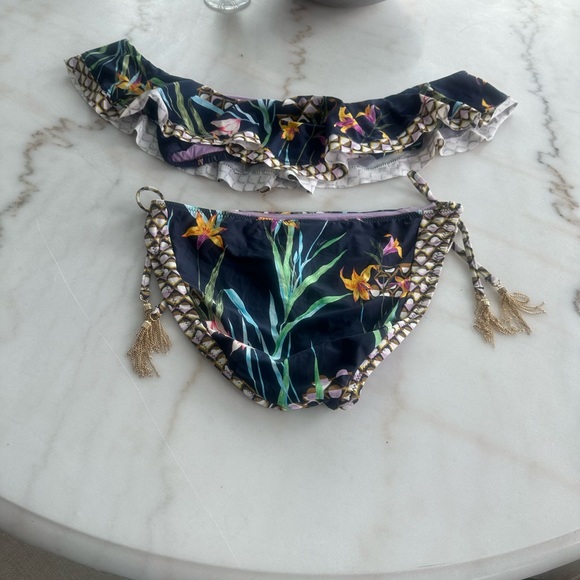 Trina Turk Fiji Floral Ruffle Bikini NWOT - Picture 2 of 6